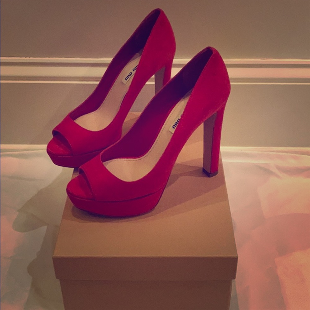 New Pink Platform Miu Miu pumps size 38